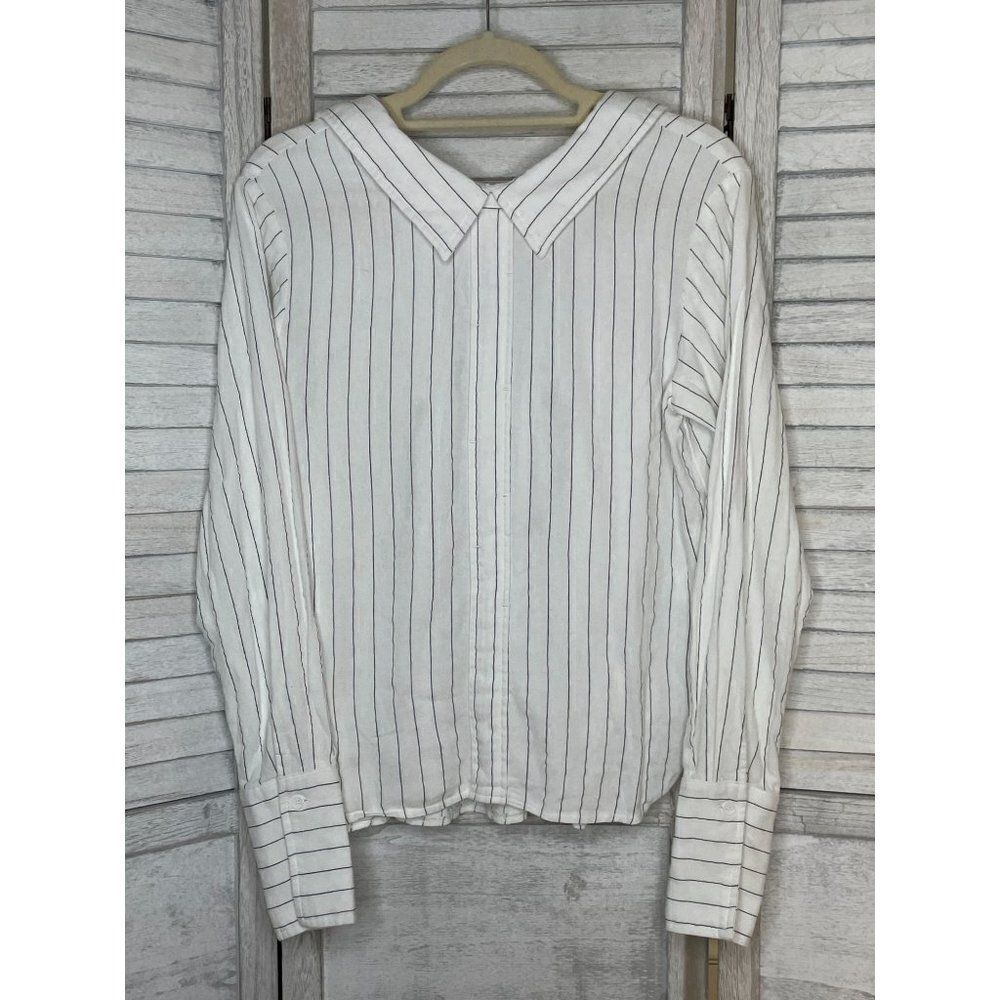 Promesa White Collared Pinstripe Long Sleeve Blouse Size Small